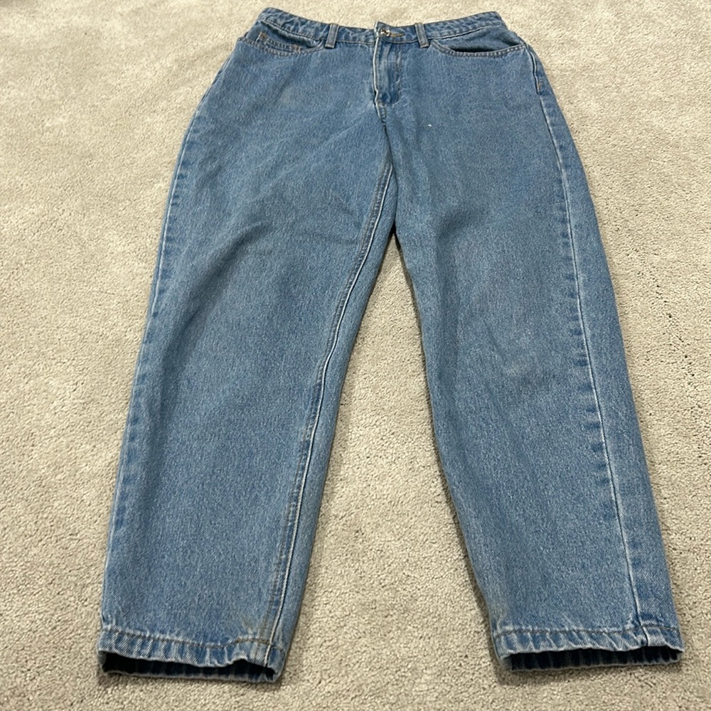 Women’s Misguided petite mom jeans size 4